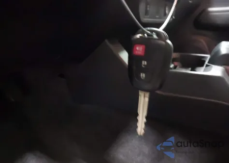 2016 Toyota Tacoma Sr z USA, uszkodzony, nr VIN 5TFAX5GN5GX065927